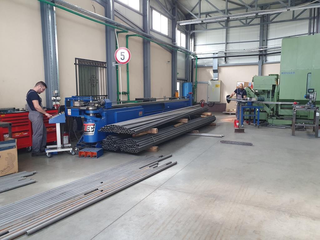 HIPRA Production & Engineering 9